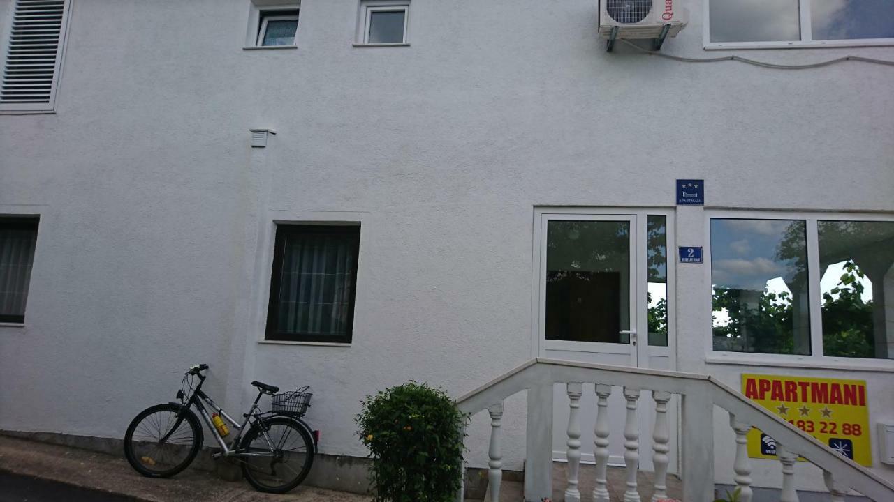 Apartmani Kocka Primošten Екстериор снимка
