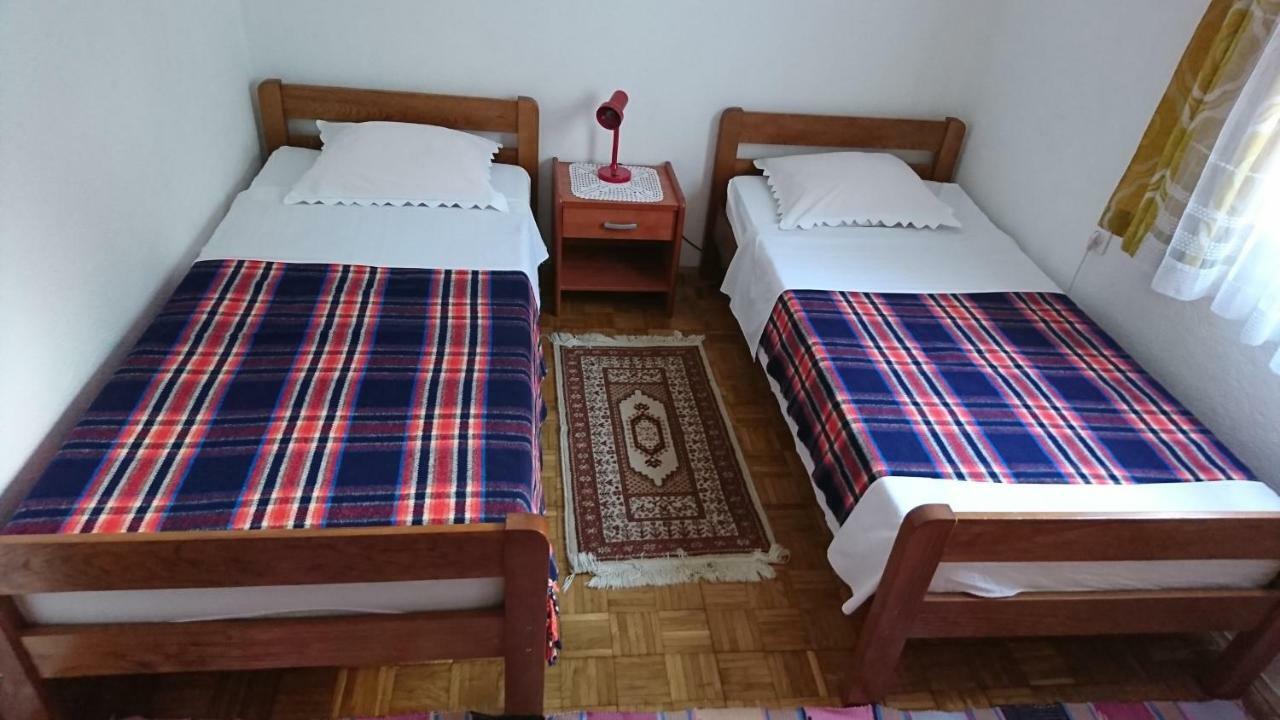 Apartments Kocka Primošten Екстериор снимка