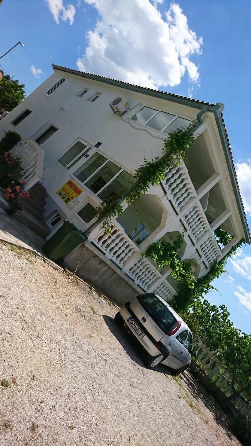 Apartmani Kocka Primošten Екстериор снимка